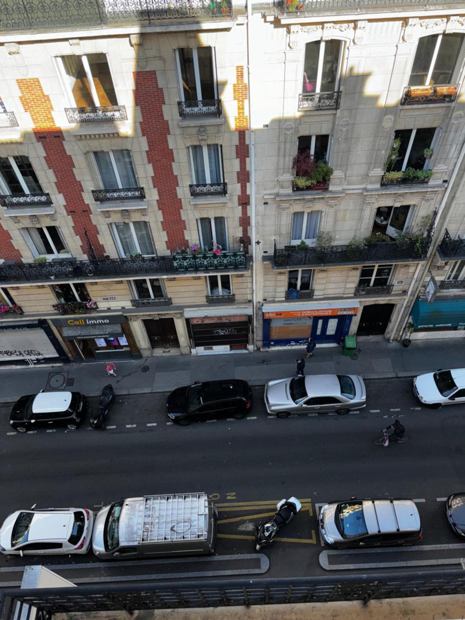 Pretty Montmartre Apartment Париж Екстериор снимка